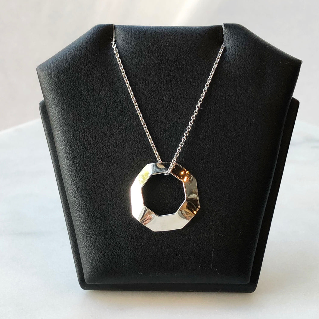 Octagon Flow Necklace